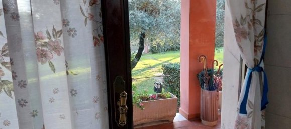 6 rooms Villa in Carrara, Italy No. 234850 13