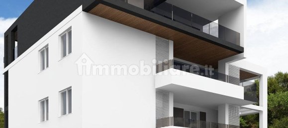 Apartamento de 3 dormitorios en Portico di Caserta, Italy No. 220999 4