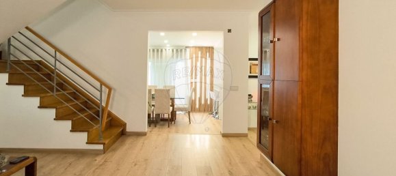 4 bedrooms House in Pinhal Novo, Portugal No. 18618 3