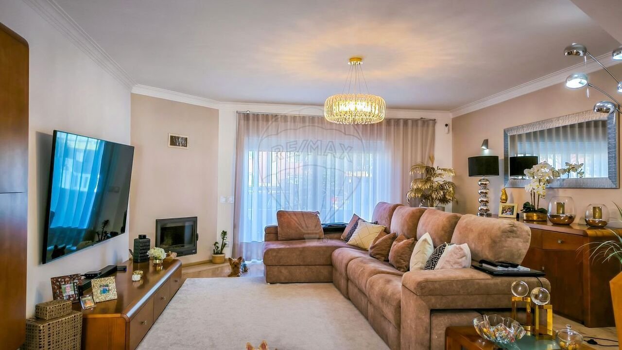 4 bedrooms House in Pinhal Novo, Portugal No. 18618