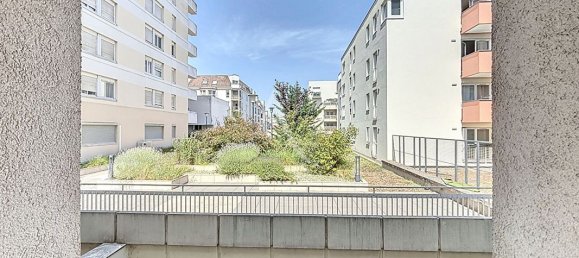 Квартира с 2 спальнями в Сюрен, Франция № 296556 3