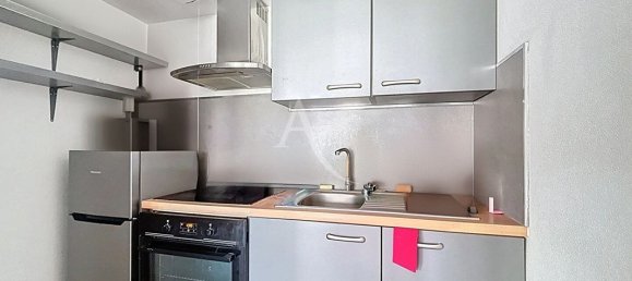 Квартира с 2 спальнями в Сюрен, Франция № 296556 4