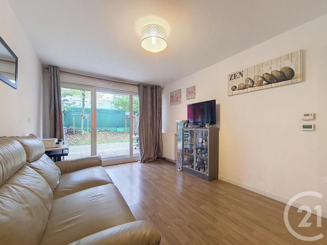 Квартира с 1 спальней в Шенвьер-сюр-Марн, Франция № 167516