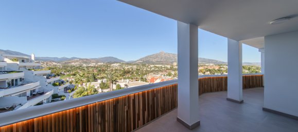 Ático de 2 dormitorios en Marbella, Spain No. 126556 10