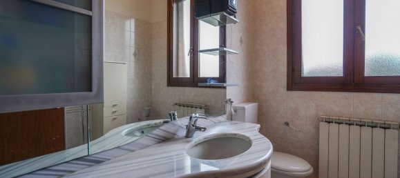 4غرفة شقة في Anzola dell'Emilia, Italy رقم 261621 24