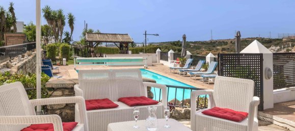 6 غرف نوم فيلا في Estepona, Spain رقم 133758 22