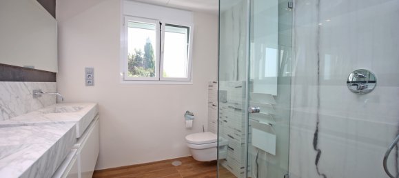 5 bedrooms Townhouse in Marbella, Spain No. 119418 20