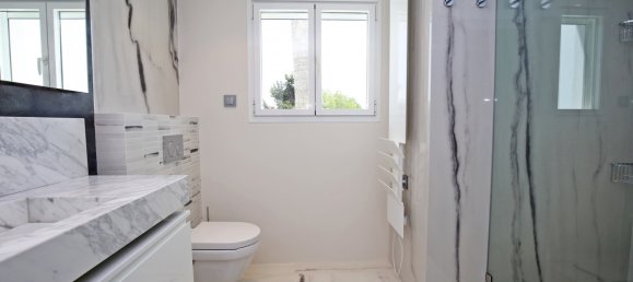 5 bedrooms Townhouse in Marbella, Spain No. 119418 5