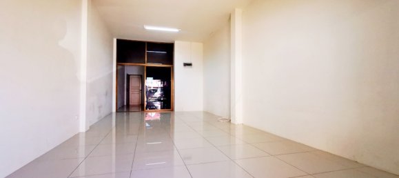 3 bedrooms Commercial property in Pattaya, Thailand No. 316 4