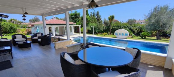 4 Schlafzimmer Villa in Marbella, Spain, Nr. 128219 9