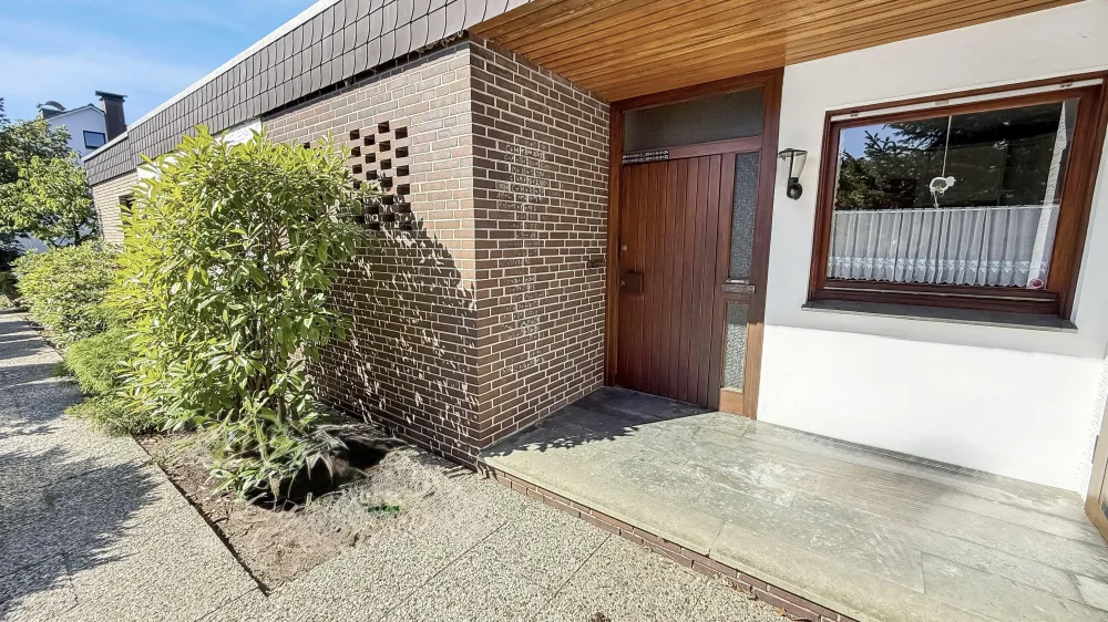 6 rooms Bungalow in Gutersloh, Germany No. 344433