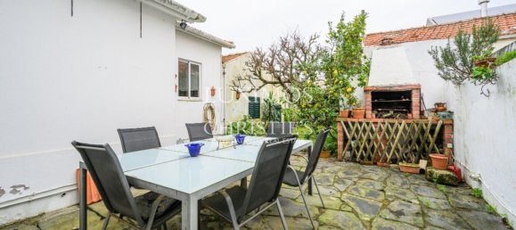 3 bedrooms Villa in Porto, Portugal No. 104477 16