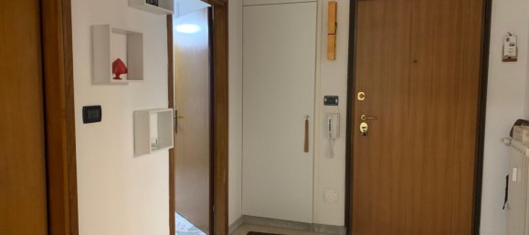 4 rooms Apartment in Venice, Italy No. 78519 3