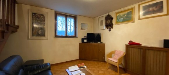 3 bedrooms House in Montelupo Fiorentino, Italy No. 182781 6