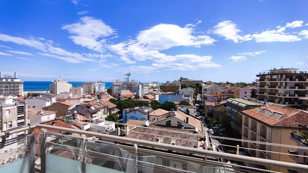 3 bedrooms Penthouse in Cattolica, Italy No. 296873