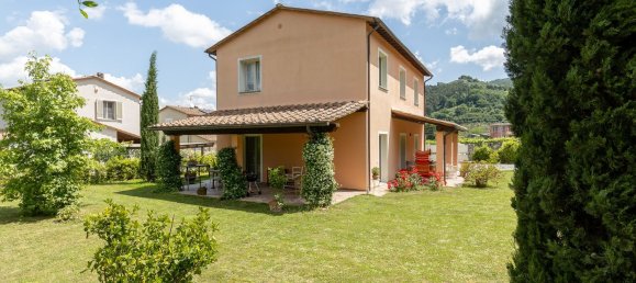 8 rooms Villa in Capannori, Italy No. 199619 15