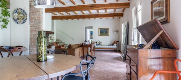 8 rooms Villa in Capannori, Italy No. 199619 25