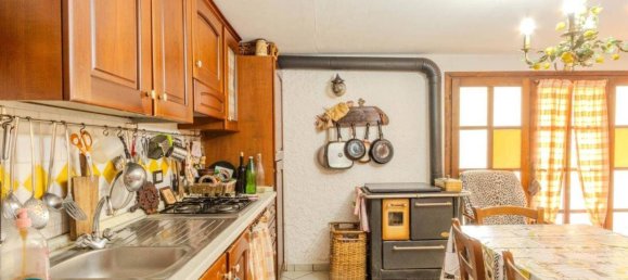 5غرفة شقة في Gavorrano, Italy رقم 30238 31