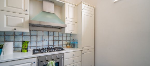 3 bedrooms Apartment in Naples, Italy No. 314001 10