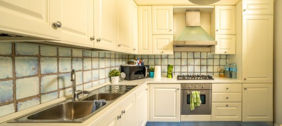 3 bedrooms Apartment in Naples, Italy No. 314001 12