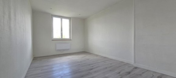 1 bedroom Apartment in Rennes, France No. 359054 4