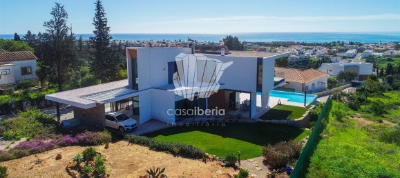 4 bedrooms House in Albufeira, Portugal No. 99333 2