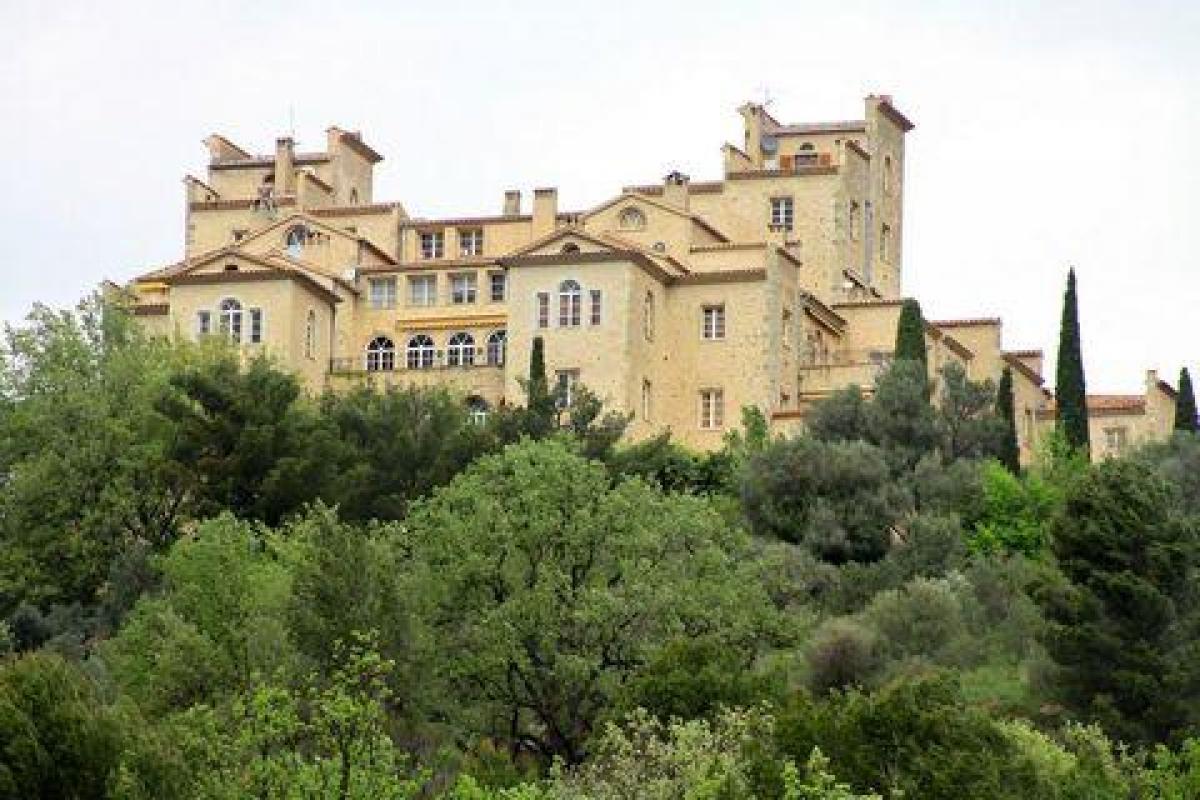 2 bedrooms Condo in Tourrettes, France No. 3447