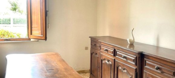 4-salle Appartement à Asciano, Italy No. 178860 12