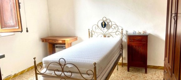 4-salle Appartement à Asciano, Italy No. 178860 35