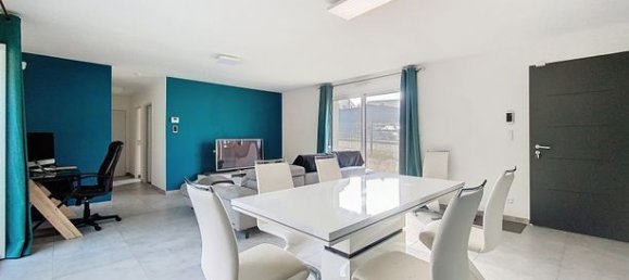 Casa de 3 dormitorios en Amboise, France No. 311876 3