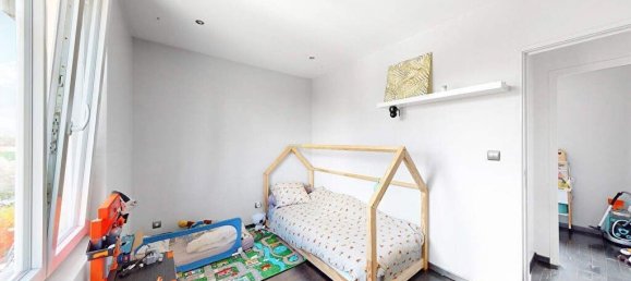 3 bedrooms House in Mantes-la-Ville, France No. 285467 10