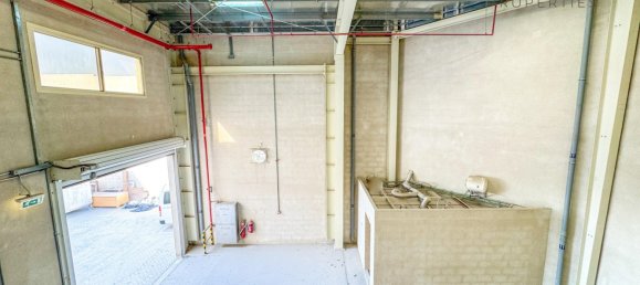 777.1m² Warehouse in Dubai, UAE No. 54814 4