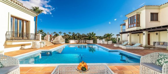 16 bedrooms Villa in Marbella, Spain No. 10051 10