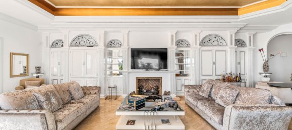 16 bedrooms Villa in Marbella, Spain No. 10051 8