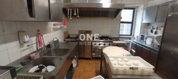 3 rooms Commercial property in Milan, Italy No. 239416 8