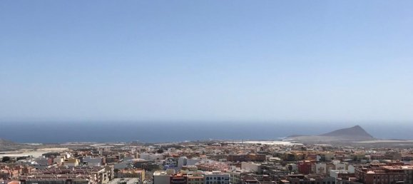 519m² Land in Granadilla de Abona, Spain No. 41302 2