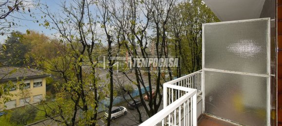 2-salle Appartement à Cologno Monzese, Italy No. 268879 14