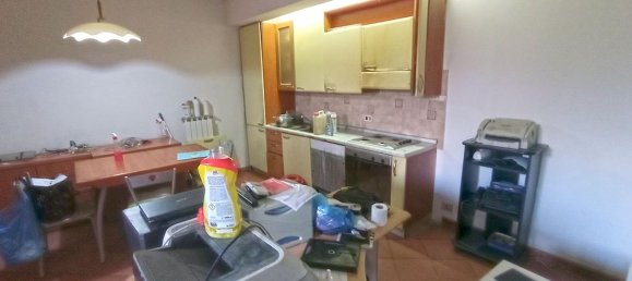 3 rooms Apartment in Arezzo, Italy No. 43910 3