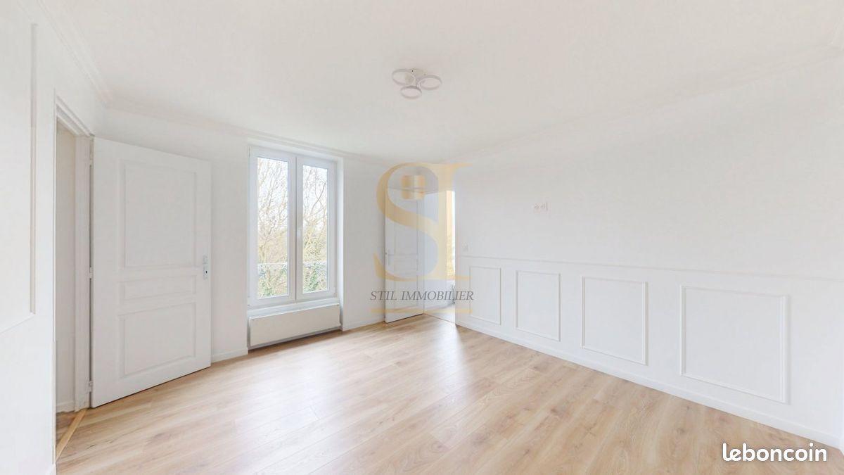 1 bedroom Apartment in Corbeil-Essonnes, France No. 289479