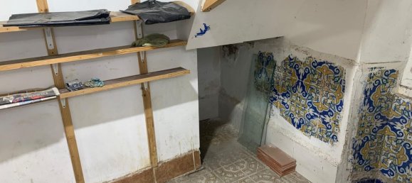 57m² Commercial property in Ciutat Vella, Spain No. 150855 16