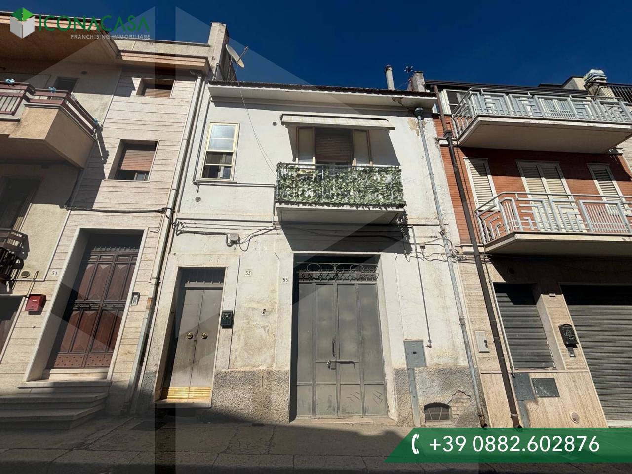 3-Zimmer Gewerbliche Immobilie in Torremaggiore, Italy, Nr. 18810