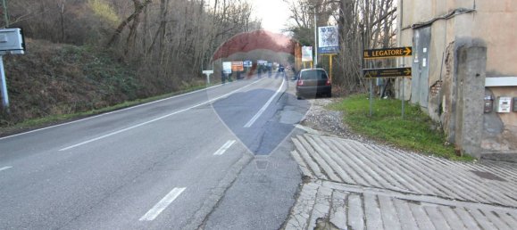 500m² Commercial property in Varese, Italy No. 133045 16