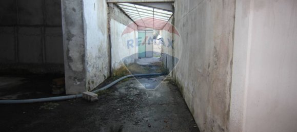 500m² Commercial property in Varese, Italy No. 133045 9