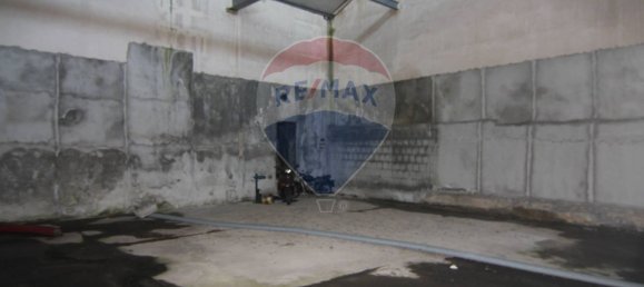 500m² Commercial property in Varese, Italy No. 133045 8