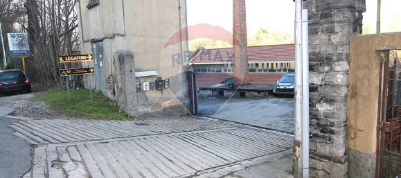 500m² Commercial property in Varese, Italy No. 133045 15