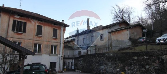 500m² Commercial property in Varese, Italy No. 133045 4