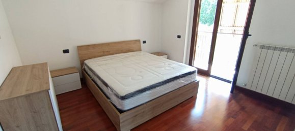 Квартира с 3 комнатами в Чинизелло Бальсамо, Италия № 287560 7