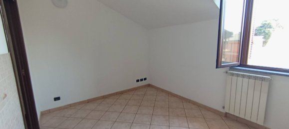 Квартира с 3 комнатами в Чинизелло Бальсамо, Италия № 287560 24