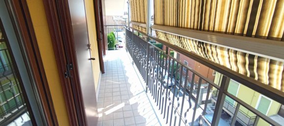 Квартира с 3 комнатами в Чинизелло Бальсамо, Италия № 287560 16