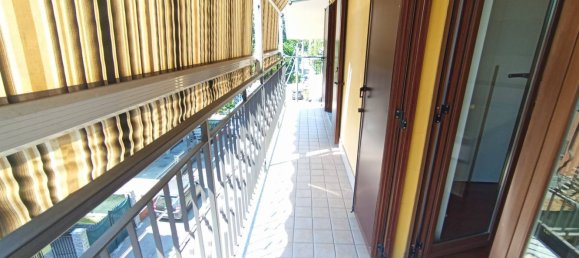 Квартира с 3 комнатами в Чинизелло Бальсамо, Италия № 287560 17